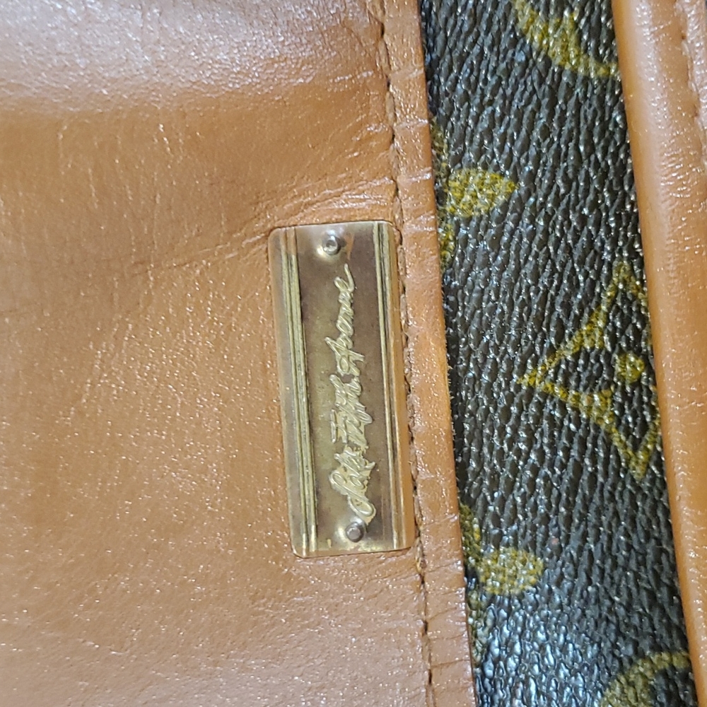 Louis Vuitton Vintage Bag with COA - Picture 16 of 16